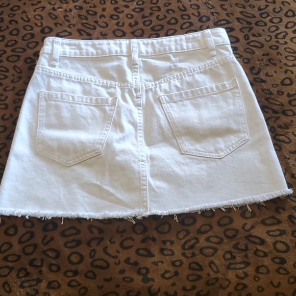 Mini skirt - Picture 2 of 8